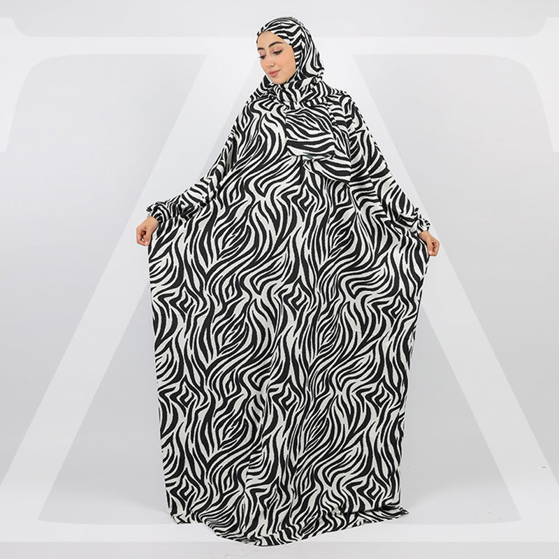 إسدال كريب رويال فضفاض بطرحة  -EZKRC501